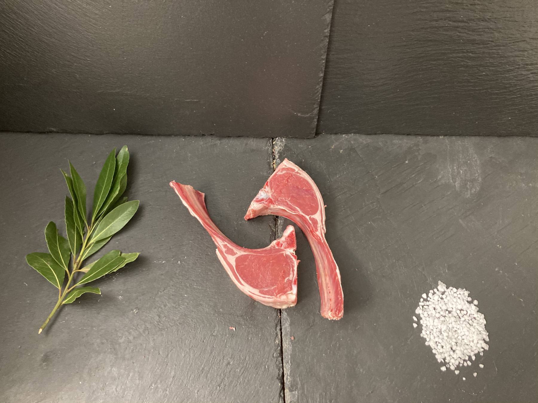 Côte première d'agneau (200gr/pers env)